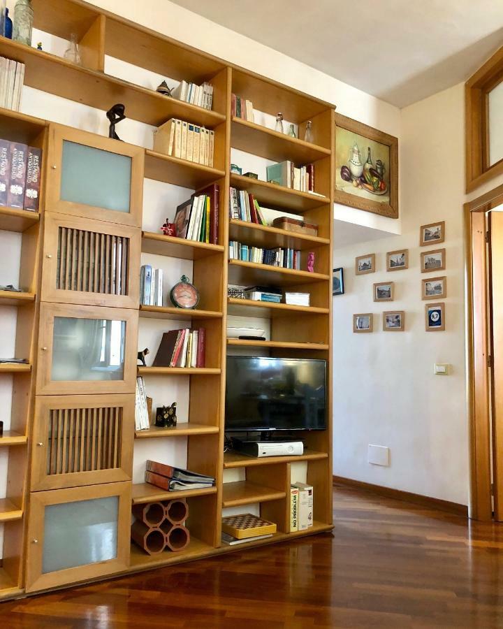 Casa Vacanze Seahorse Salerno Exterior photo