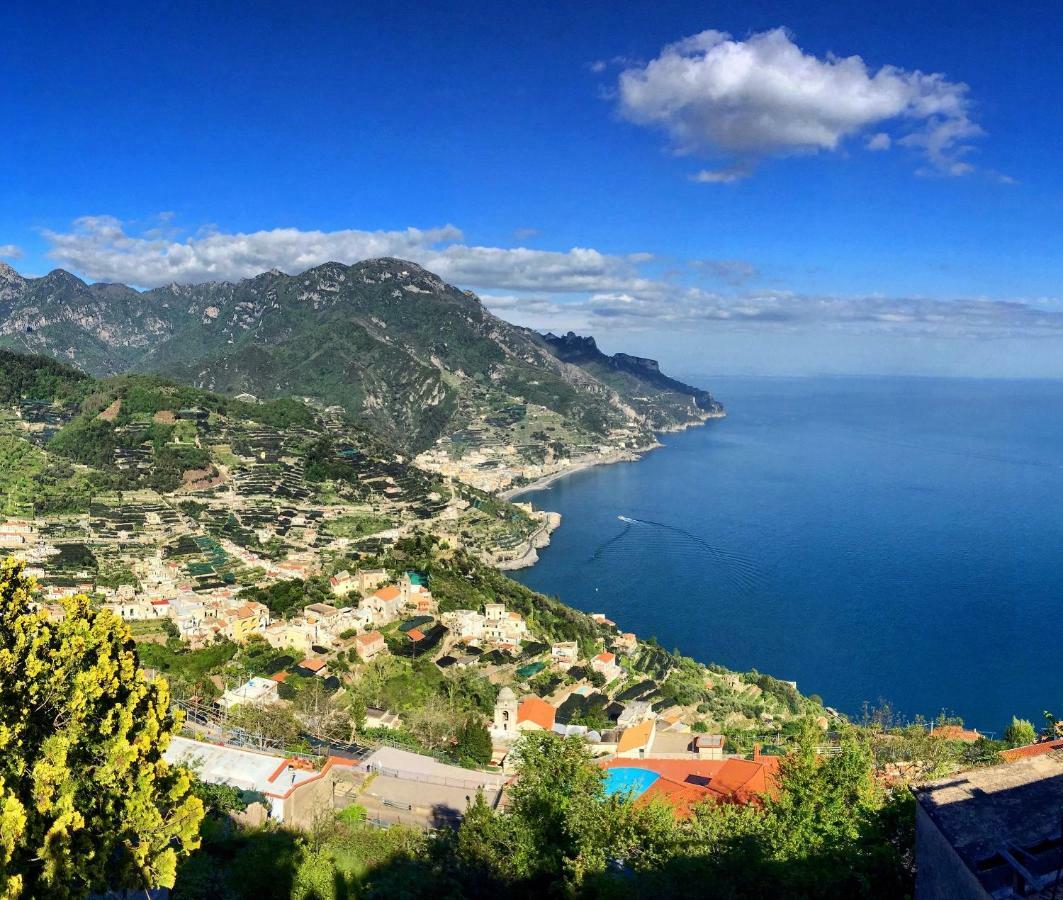 Casa Vacanze Seahorse Salerno Exterior photo